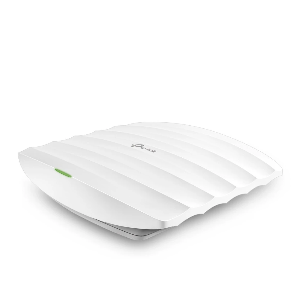 Le TP-Link EAP265HD est un point d’accès WiFi bi-bande AC1750 spécialement conçu pour les environnements à forte densité tels que les bureaux, hôtels, écoles et restaurants. Grâce à la technologie MU-MIMO, à l’intégration Omada SDN Cloud et au support PoE, il garantit une connexion stable, rapide et facilement gérable.