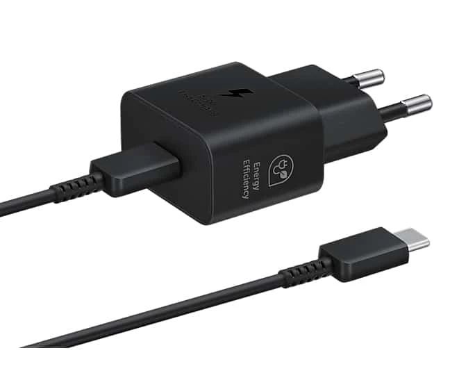 Le Chargeur Samsung Type-C 25 W (EP-T2510XBEGWW) offre une charge ultra-rapide pour vos appareils USB-C. Inclus avec un câble USB Type-C 1 m, il garantit une puissance optimale et sécurisée pour smartphones et tablettes compatibles.